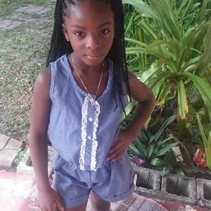 Meet your Posher, Nicles